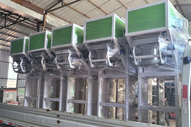 顆粒包裝機(jī)械 顆粒包裝機(jī)械